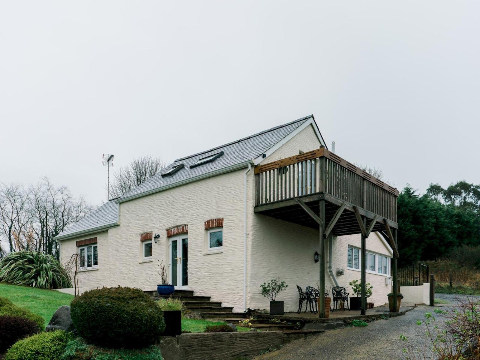 Pass The Keys Peaceful & Coastal 2 Bedroom Cottage 카디건 외부 사진