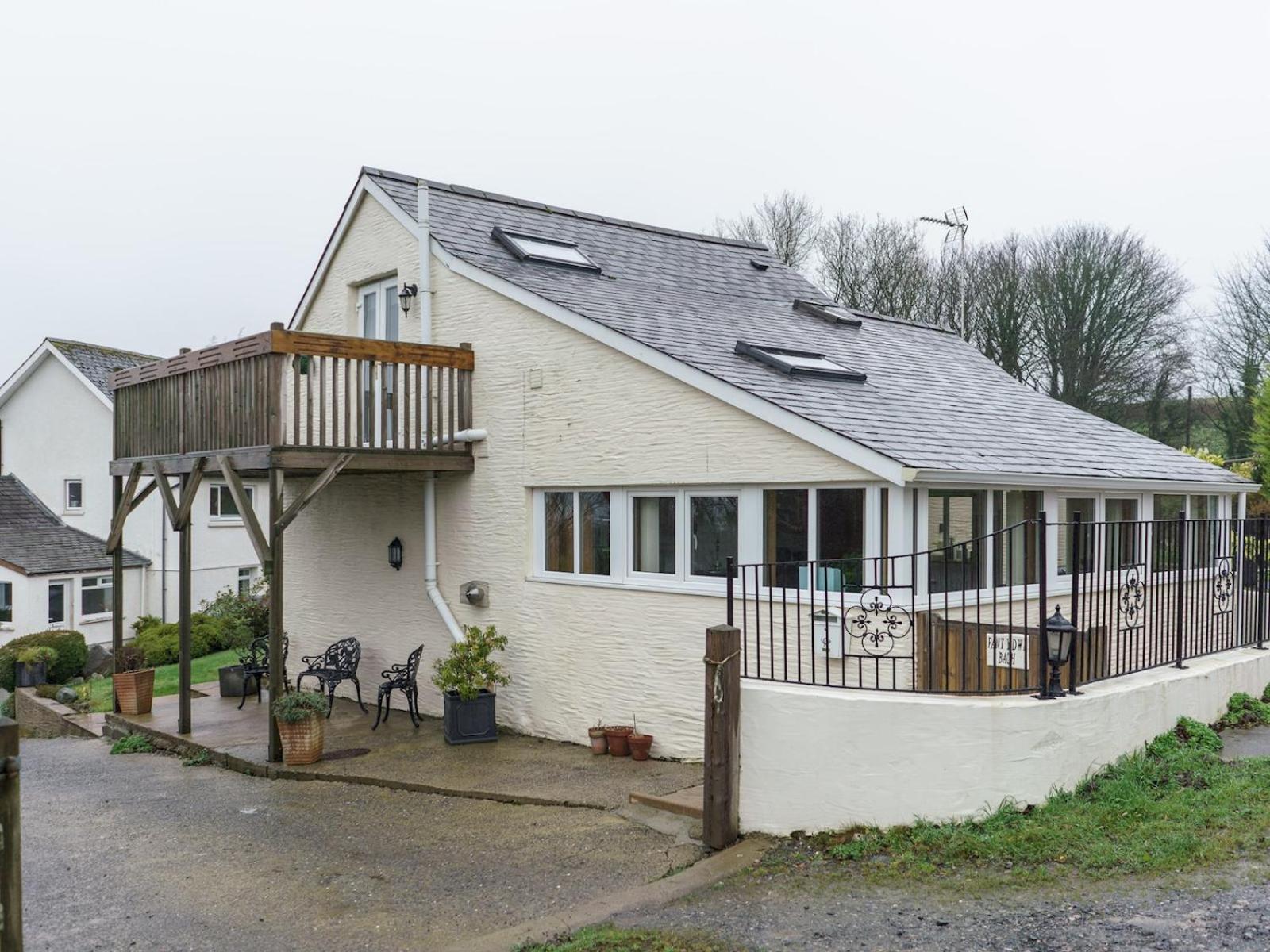 Pass The Keys Peaceful & Coastal 2 Bedroom Cottage 카디건 외부 사진